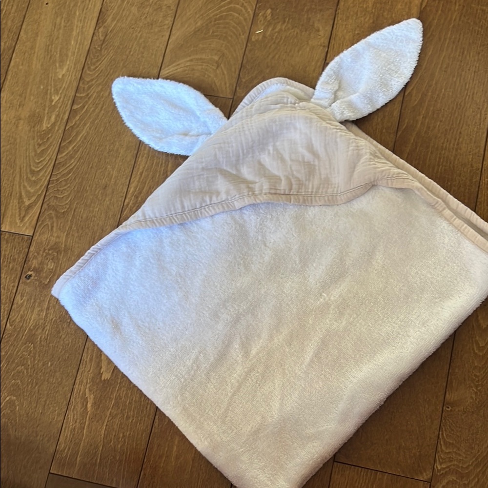 Adorable Cream Hooded Baby Towel with Ears